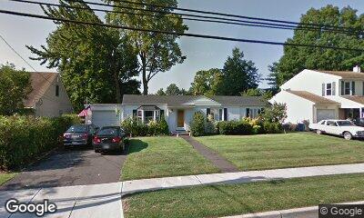 277 HOWLAND AVE